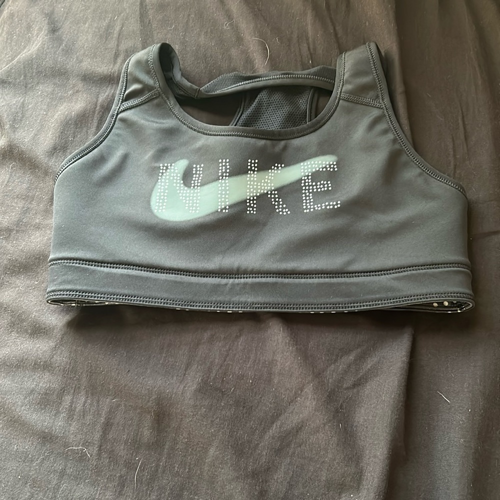 Nike reversible sport bra